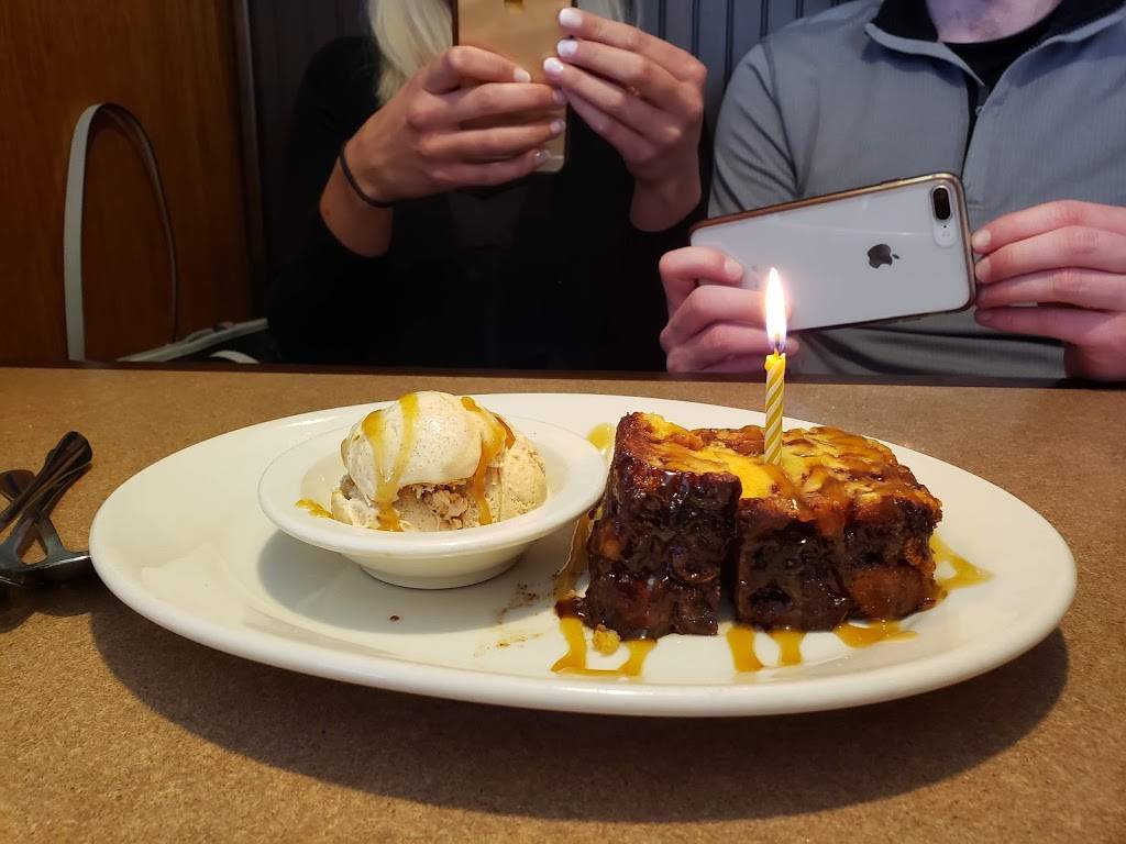 Miss Mamies | restaurant | 3925 16th St, Moline, IL 61265, USA | 3097628336 OR +1 309-762-8336