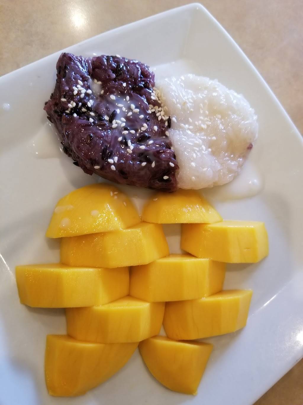 Galanga | restaurant | 1129 Broadway, Tacoma, WA 98402, USA | 2532723393 OR +1 253-272-3393