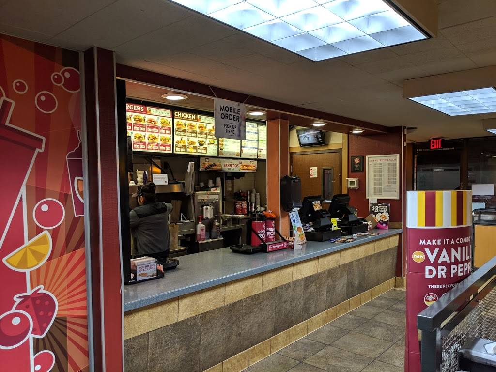 Jack in the Box | restaurant | 3111 E Chapman Ave, Orange, CA 92869, USA | 7145325029 OR +1 714-532-5029