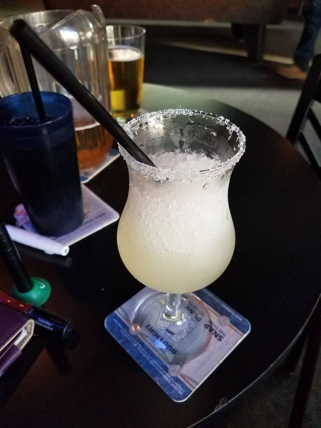 Bricks | restaurant | 409 State St, Augusta, KS 67010, USA | 3167750001 OR +1 316-775-0001