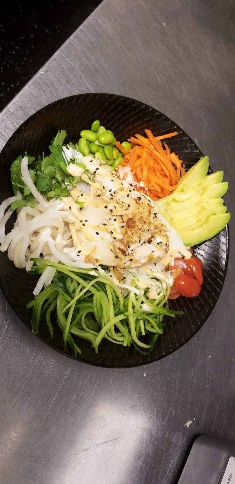 Sushi Shop | restaurant | 454 Boulevard Saint-Joseph, Gatineau, QC J8Y 3Y7, Canada | 8197778686 OR +1 819-777-8686