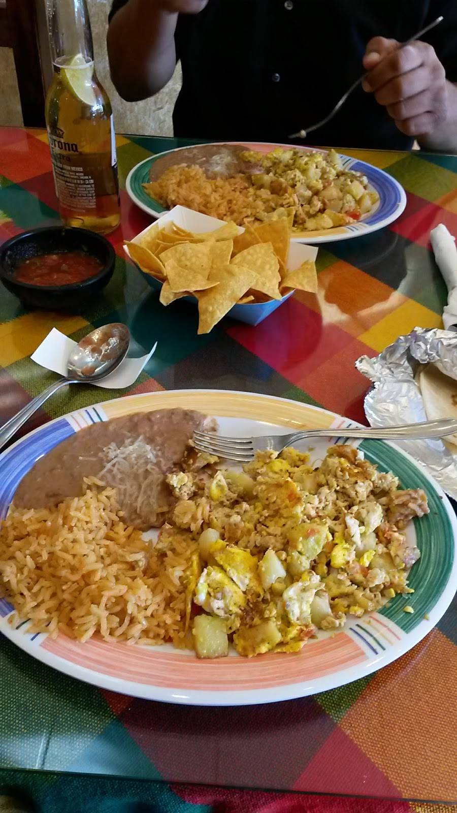 Rafael Mexican Grill | restaurant | 1927 Natividad Rd, Salinas, CA 93906, USA | 8314428939 OR +1 831-442-8939