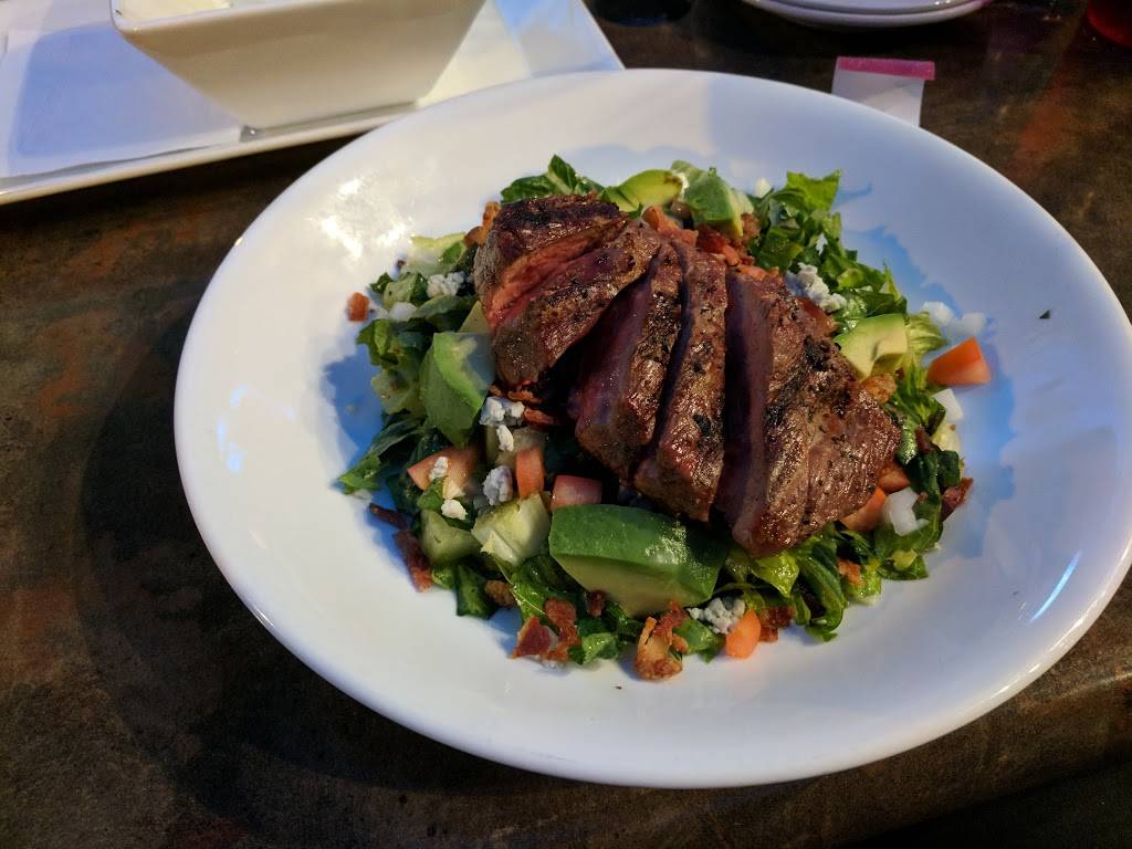 The Boundary Tavern and Grille | restaurant | 1932 W Division St, Chicago, IL 60622, USA | 7732781919 OR +1 773-278-1919