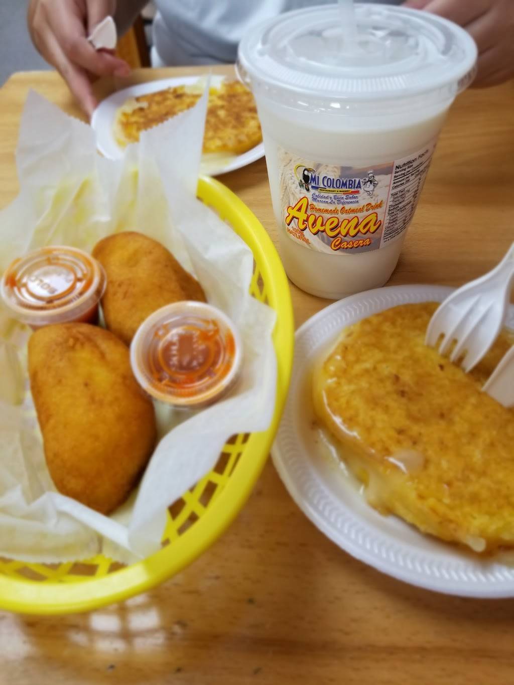 Mi Colombia Bakery | bakery | 140 Elmora Ave, Elizabeth, NJ 07202, USA | 9083512888 OR +1 908-351-2888