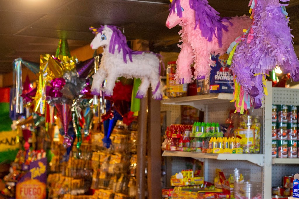 Azteca Super Mercado | restaurant | 2930 Cypress St, West Monroe, LA 71291, USA | 3183249888 OR +1 318-324-9888