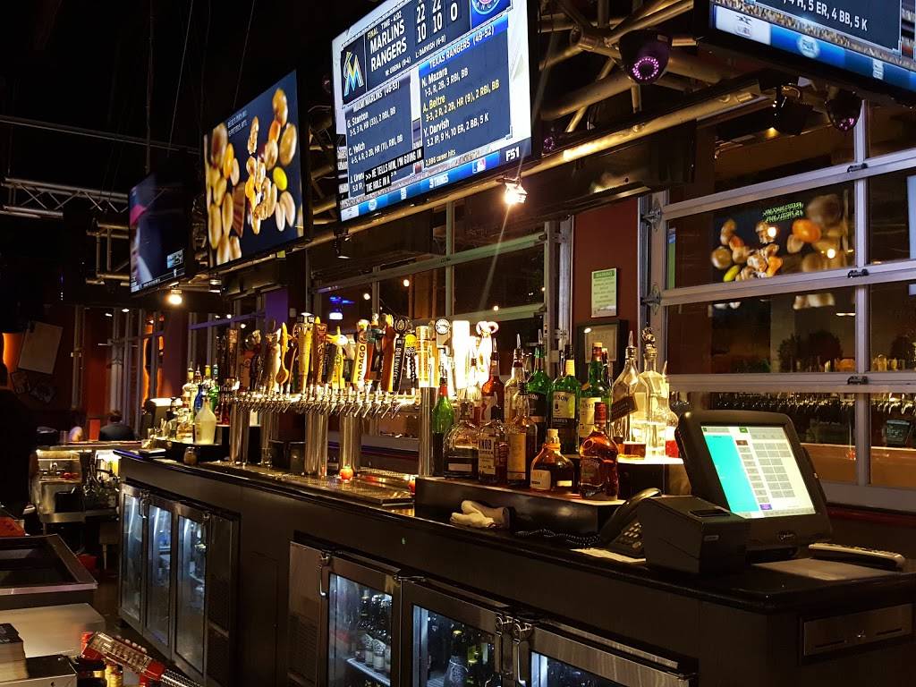 Mellow Mushroom | meal takeaway | 5350 E High St, Phoenix, AZ 85054, USA | 4808890999 OR +1 480-889-0999