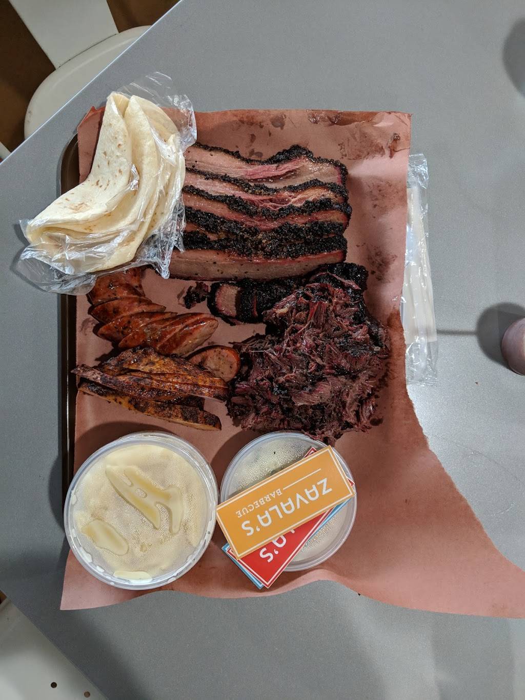Zavalas Barbecue | restaurant | 421 W Main St, Grand Prairie, TX 75050, USA | 8173309061 OR +1 817-330-9061