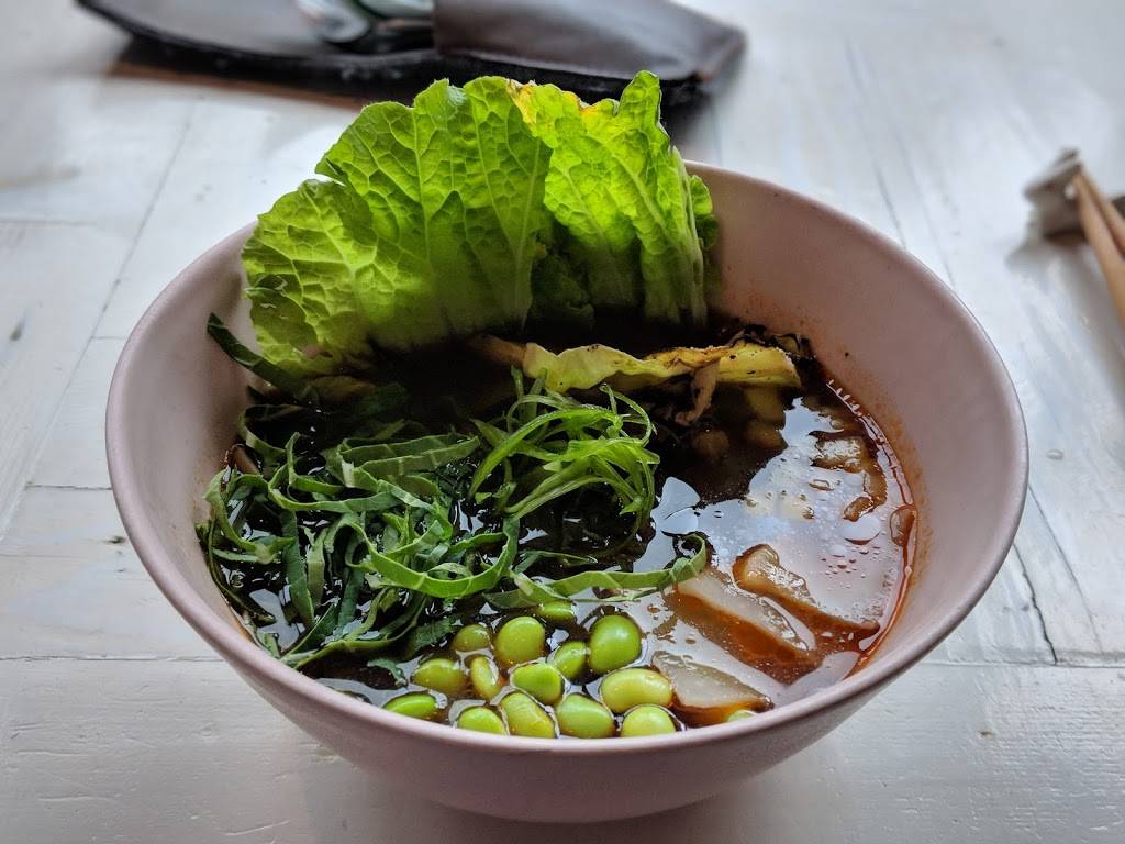 Kitsune Restaurant and Pub | restaurant | 4229 N Lincoln Ave, Chicago, IL 60618, USA | 7736879179 OR +1 773-687-9179