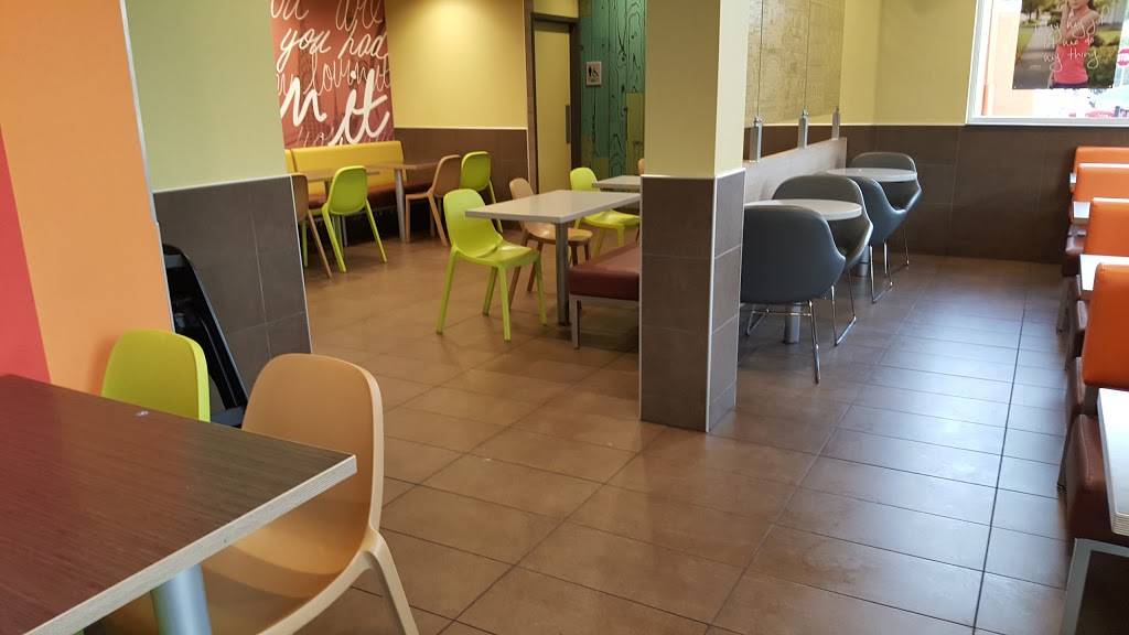 McDonalds | cafe | 2815 N, US Hwy 98, Lakeland, FL 33805, USA | 8636863917 OR +1 863-686-3917