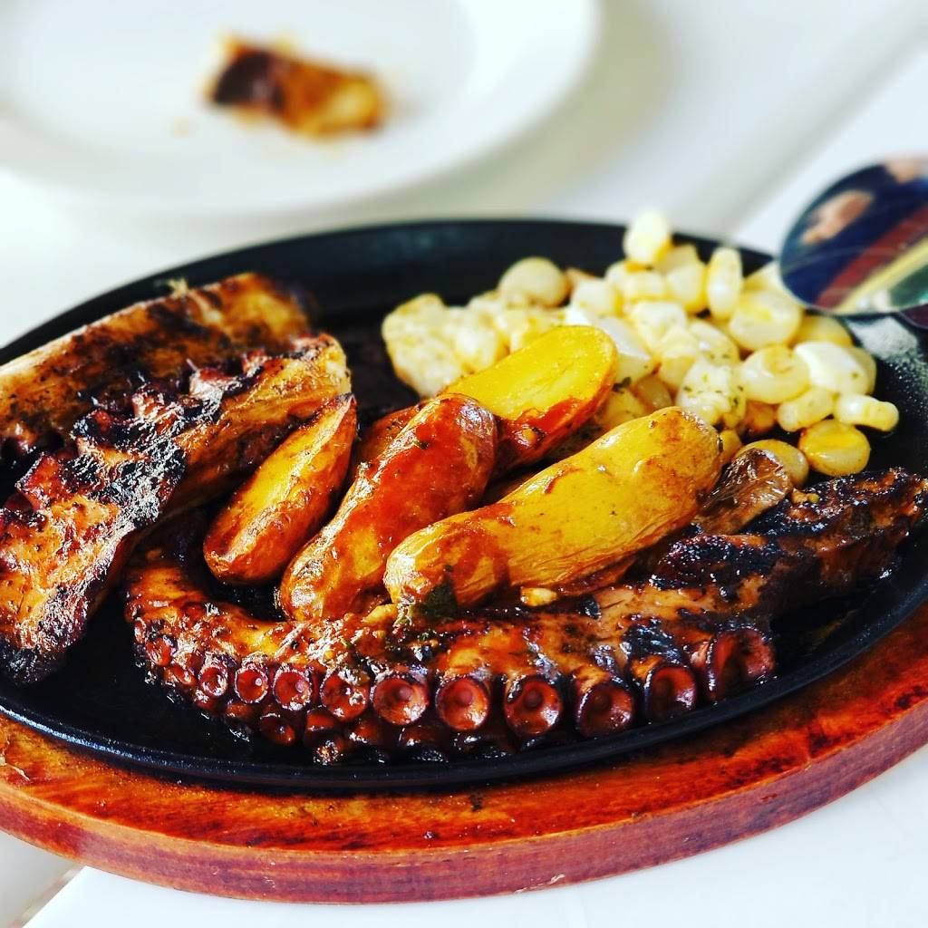 Locura Marina | restaurant | 7118 Collins Ave, Miami Beach, FL 33141, USA | 3053978555 OR +1 305-397-8555