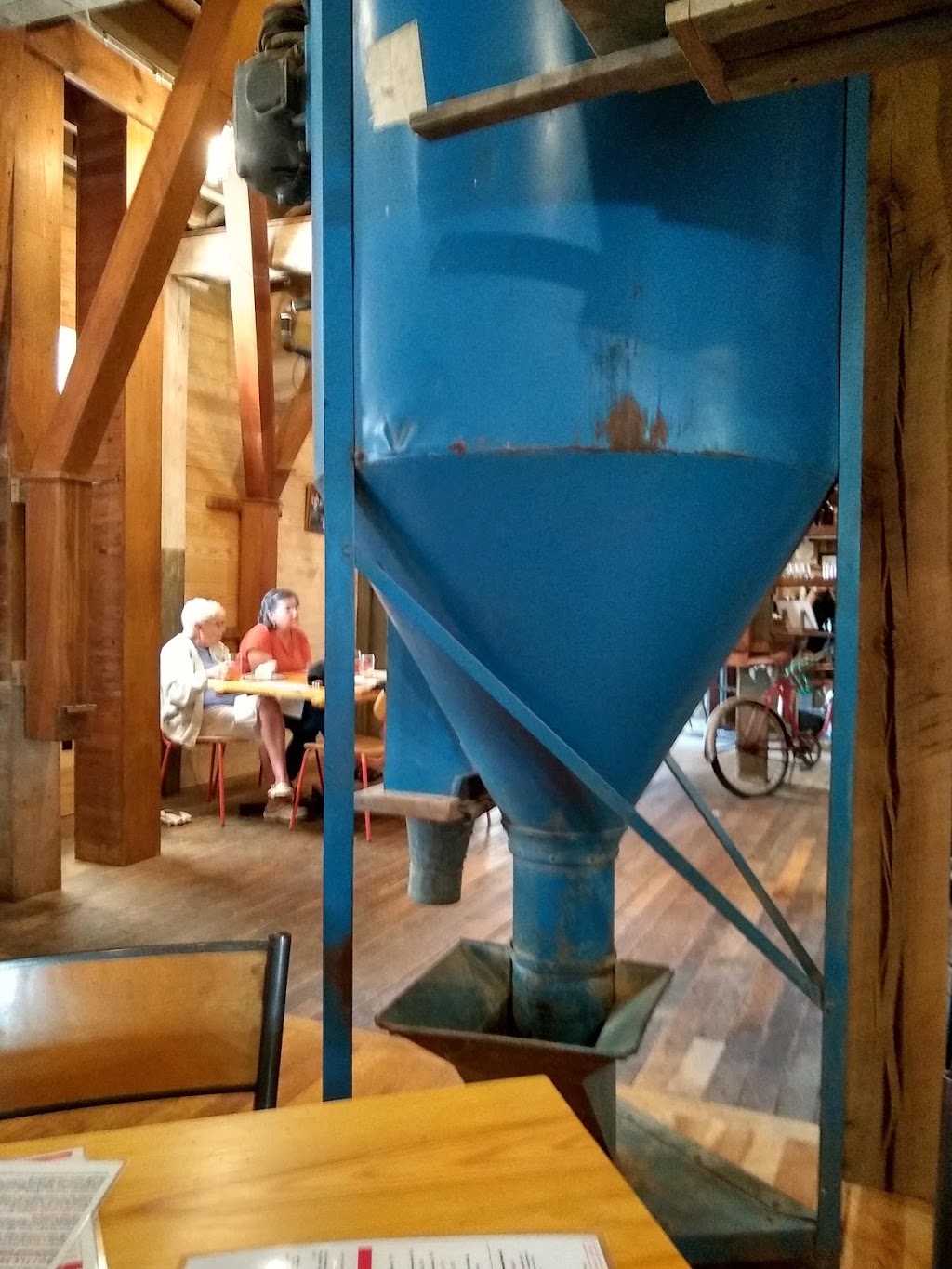 Camp Trapezium | restaurant | 140 Union Hill Rd, Amherst, VA 24521, USA | 8044778703 OR +1 804-477-8703