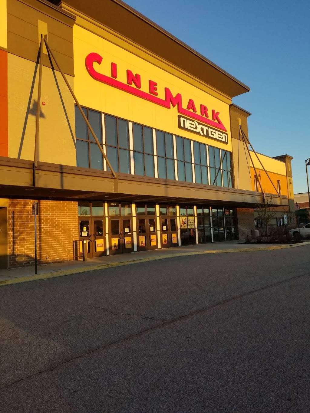 Cinemark North Hills and XD | meal takeaway | 851 Providence Blvd, Pittsburgh, PA 15237, USA | 4123641095 OR +1 412-364-1095