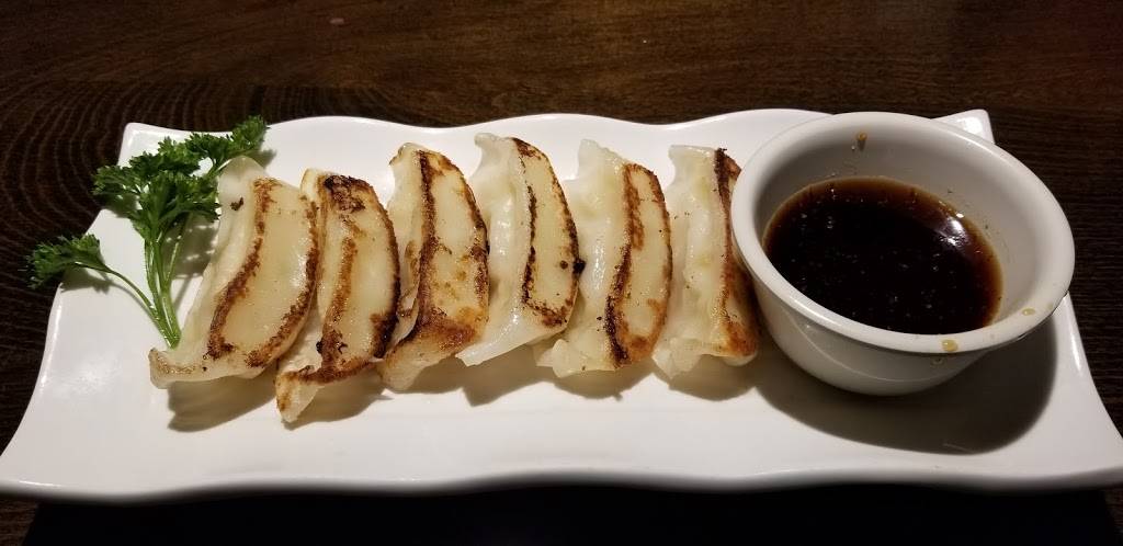 AKI Japanese Restaurant | restaurant | 424 Gateway Ave, Chambersburg, PA 17201, USA | 7172639393 OR +1 717-263-9393