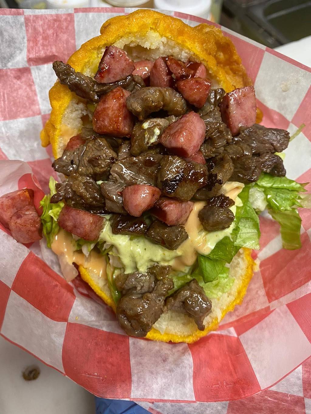 Super Sonic Fl | restaurant | 6320 Narcoossee Rd, Orlando, FL 32822, USA | 3215255751 OR +1 321-525-5751