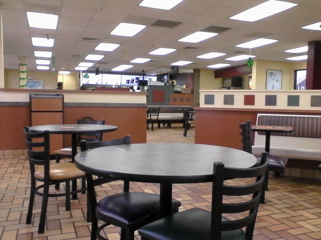 McDonalds | cafe | 2845 W Thunderbird, Phoenix, AZ 85053, USA | 6029384388 OR +1 602-938-4388