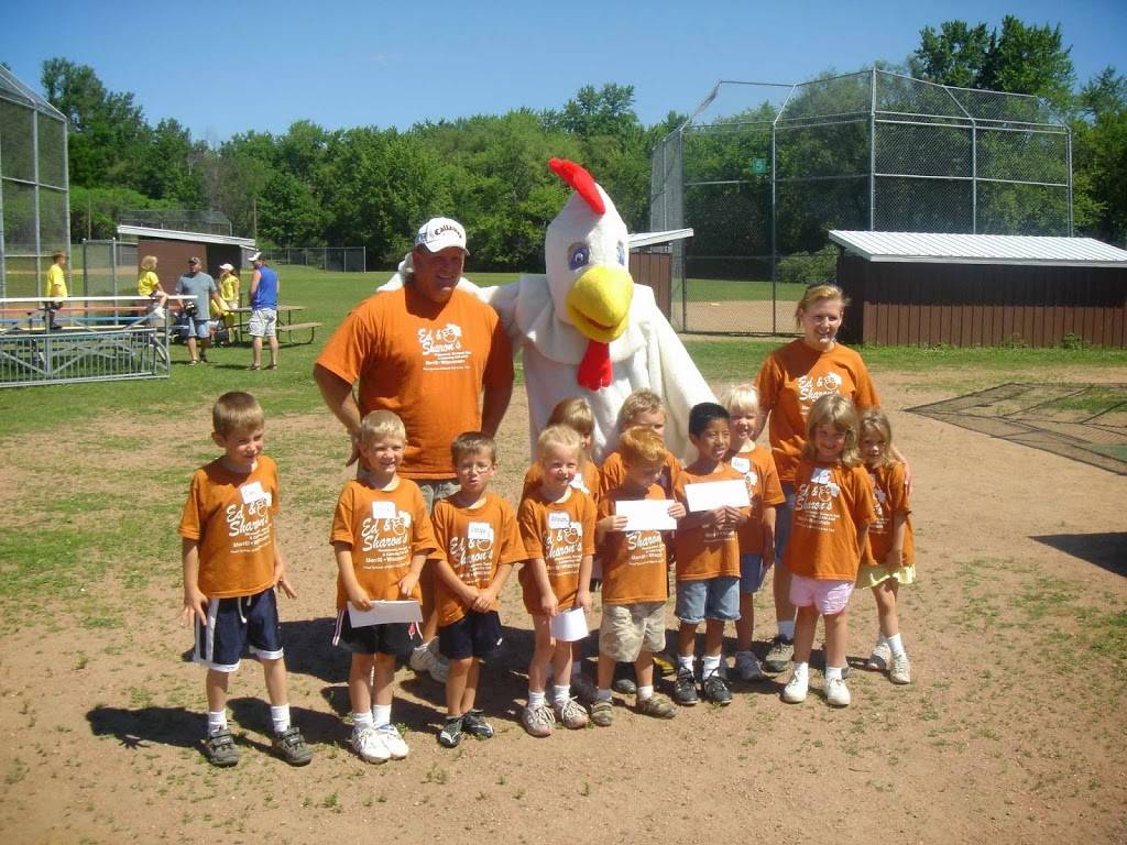 Ed & Sharons Restaurant & Catering | restaurant | N1294 State Road 64 & 107, Merrill, WI 54452, USA | 7155363429 OR +1 715-536-3429