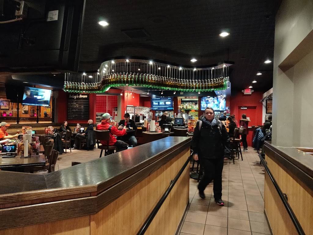 Red Robin Gourmet Burgers and Brews | restaurant | 1139 NE Grand Ave, Portland, OR 97232, USA | 5032319223 OR +1 503-231-9223