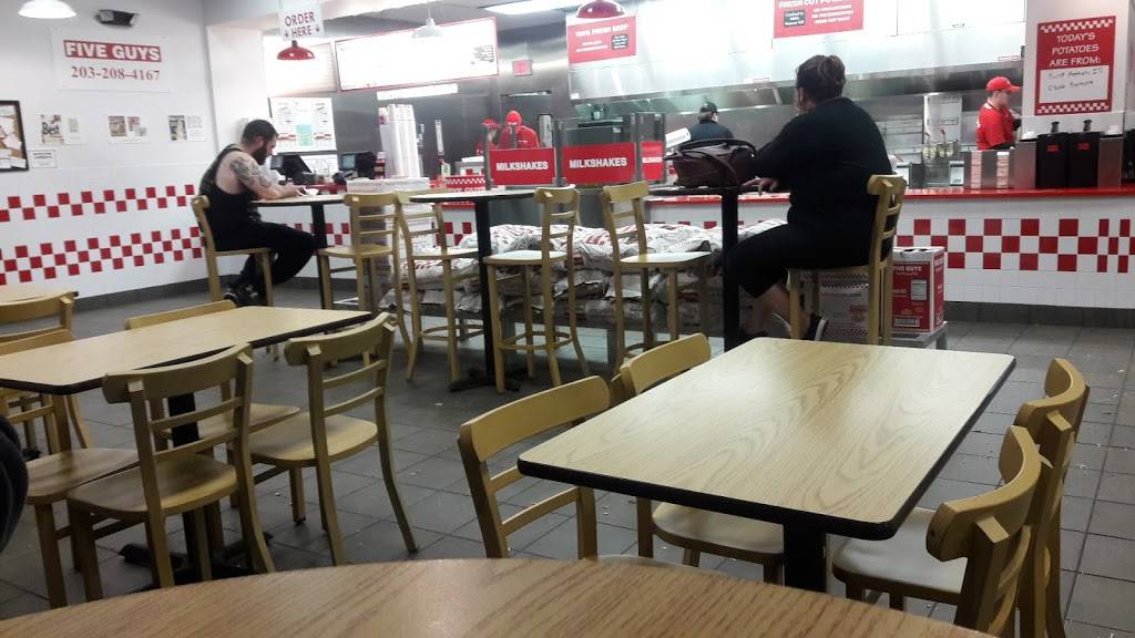 Five Guys | meal takeaway | 845 W Main St, Branford, CT 06405, USA | 2032084167 OR +1 203-208-4167