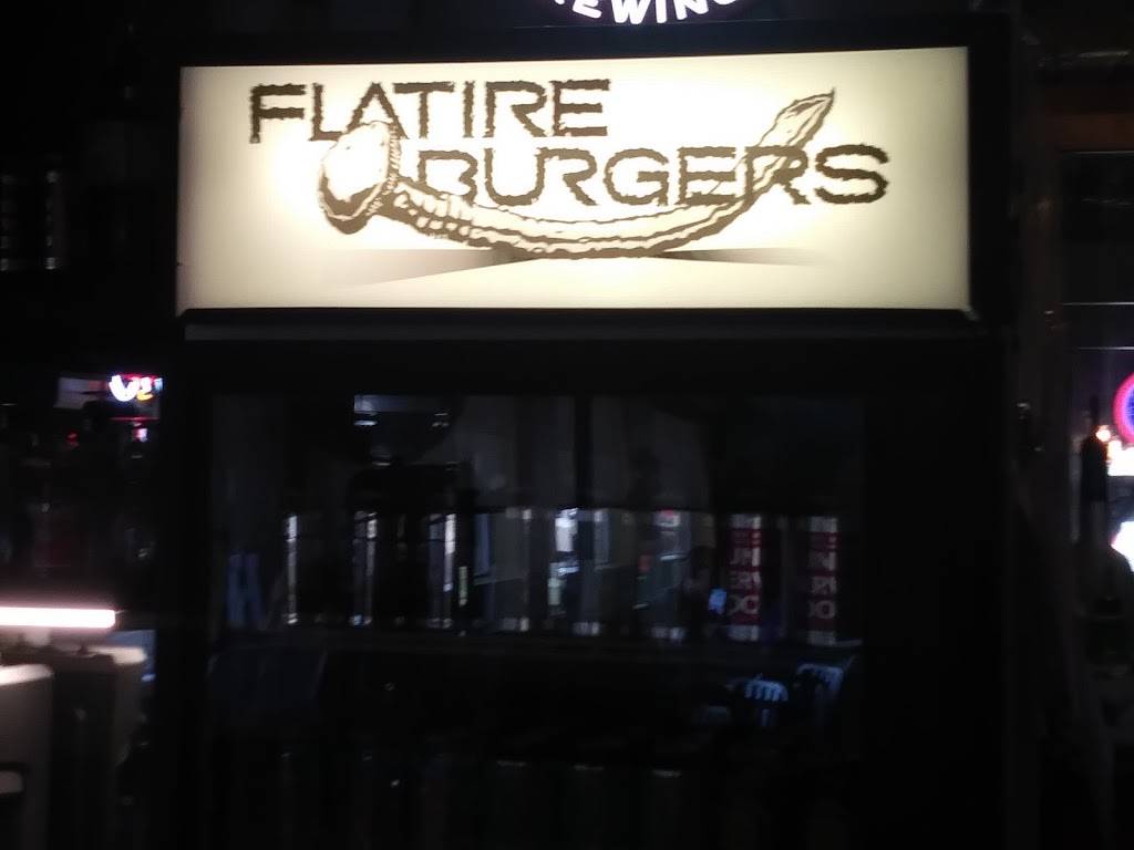 Flattire Burger | restaurant | 100 N University Dr, Edmond, OK 73034, USA | 4053592006 OR +1 405-359-2006
