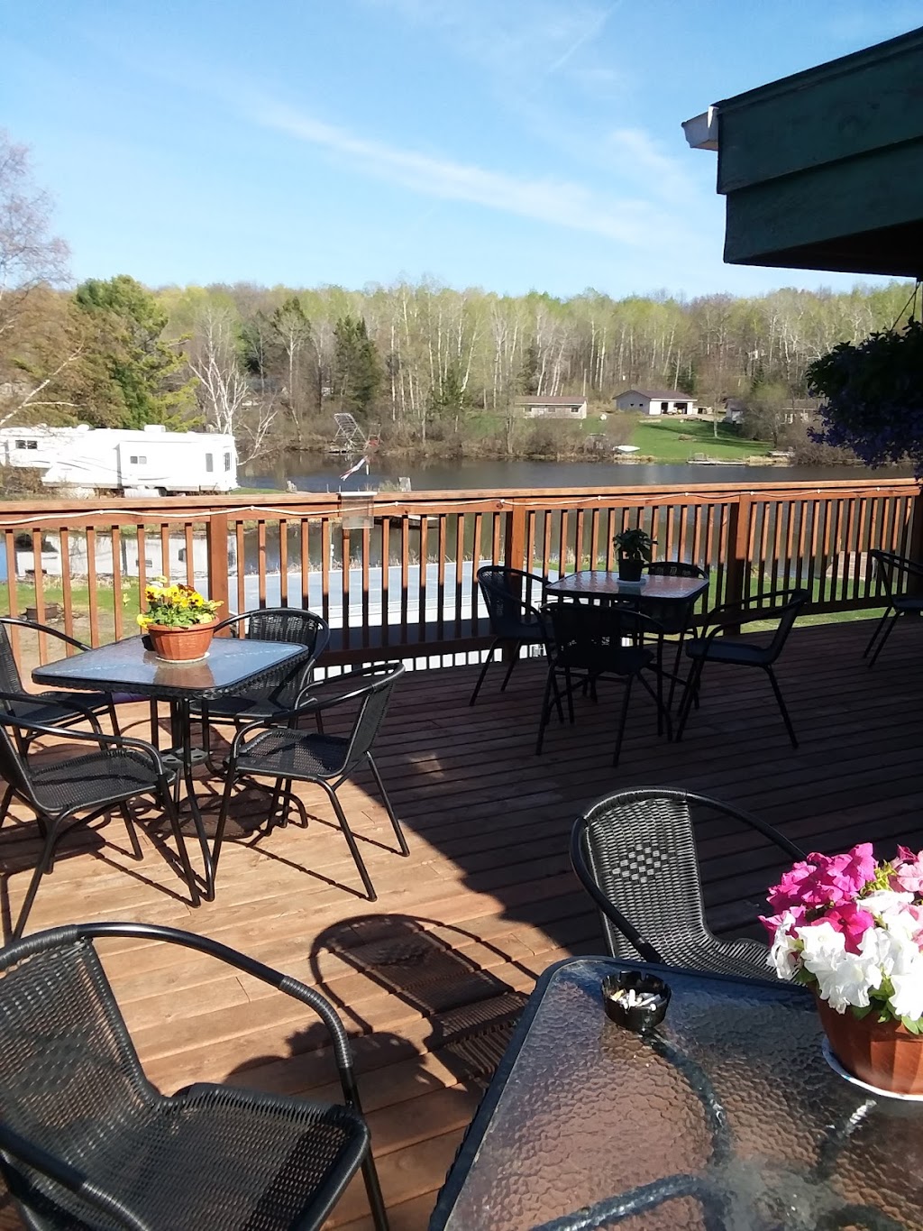 The Rustic Lodge | restaurant | N5354 Lake Winter Rd S, Winter, WI 54896, USA | 7152662171 OR +1 715-266-2171