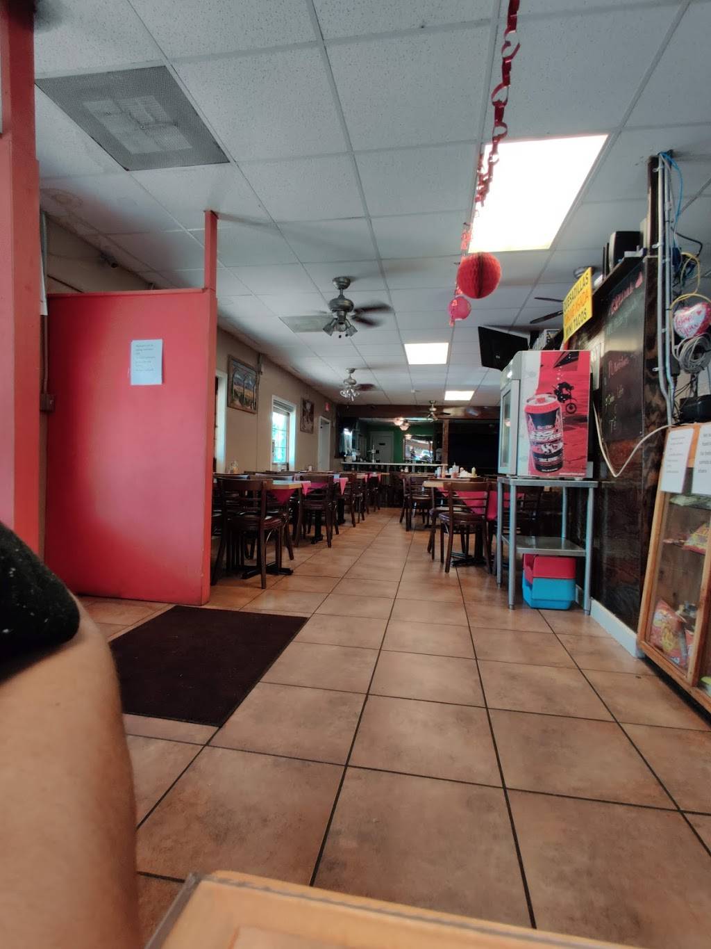 Geneses Honduran Restaurant | restaurant | 1823 Buena Vista St, San Antonio, TX 78207, USA | 2103286303 OR +1 210-328-6303