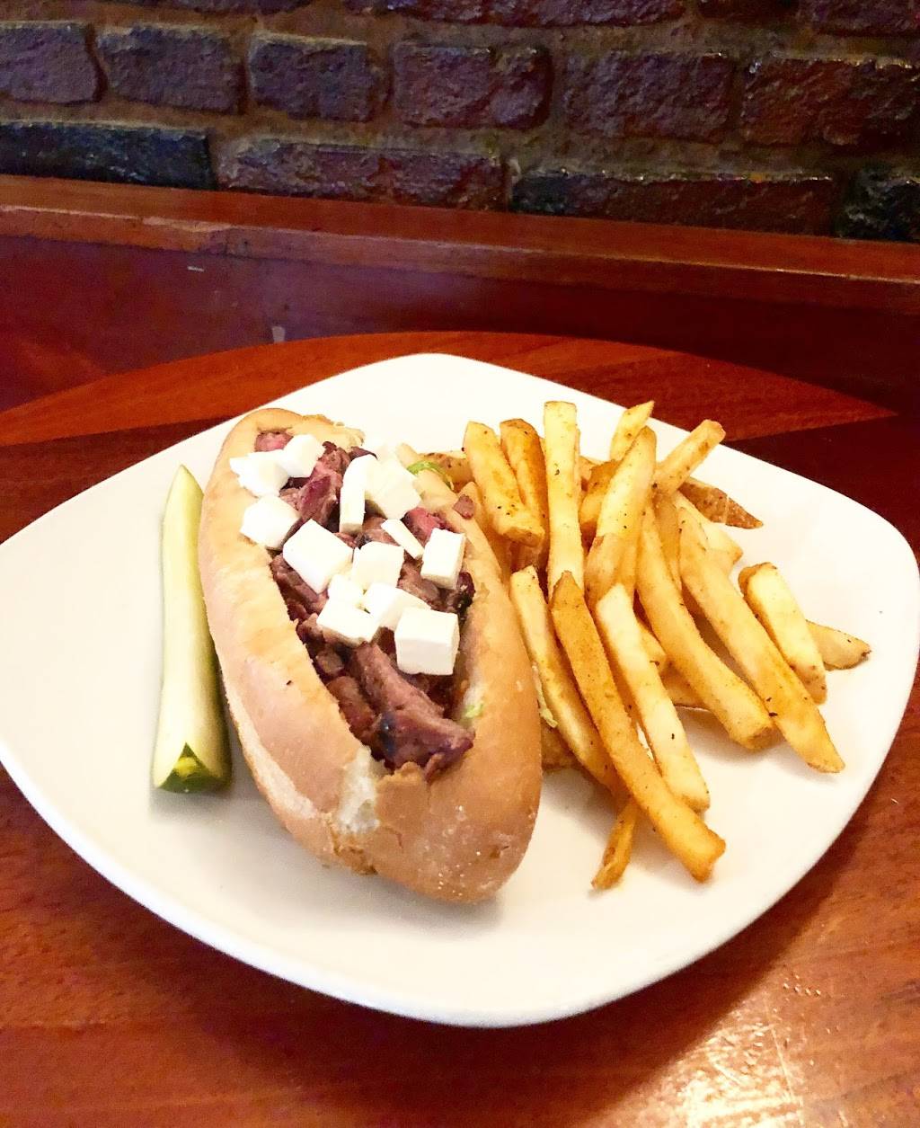 The Point | restaurant | 147 Hanover St, Boston, MA 02108, USA | 6175237020 OR +1 617-523-7020