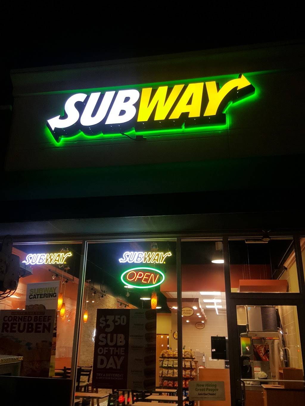 Subway | restaurant | 7759 Day Dr, Parma, OH 44129, USA | 4403455033 OR +1 440-345-5033