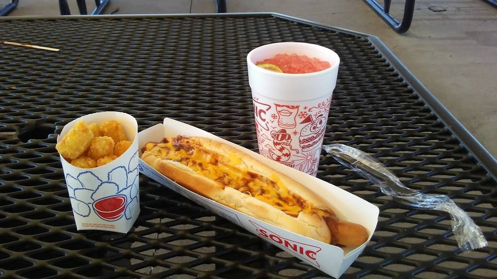 Sonic Drive-In | restaurant | 10969 N 83rd Ave, Peoria, AZ 85345, USA | 6234121500 OR +1 623-412-1500