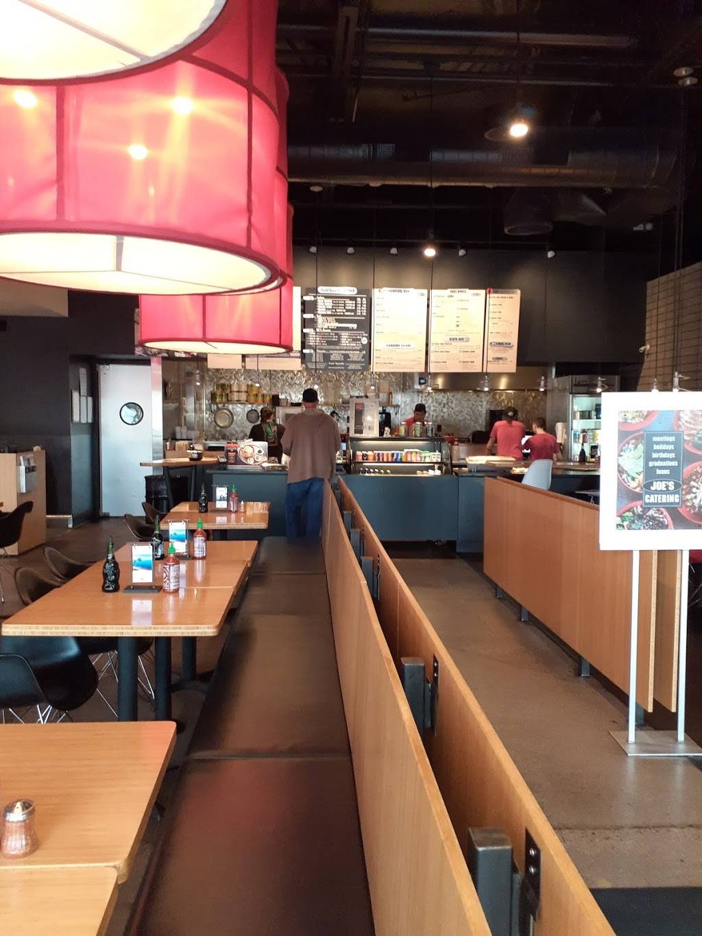 Tokyo Joes - Val Vista | restaurant | 1935 S Val Vista Dr, Mesa, AZ 85204, USA | 4808922993 OR +1 480-892-2993