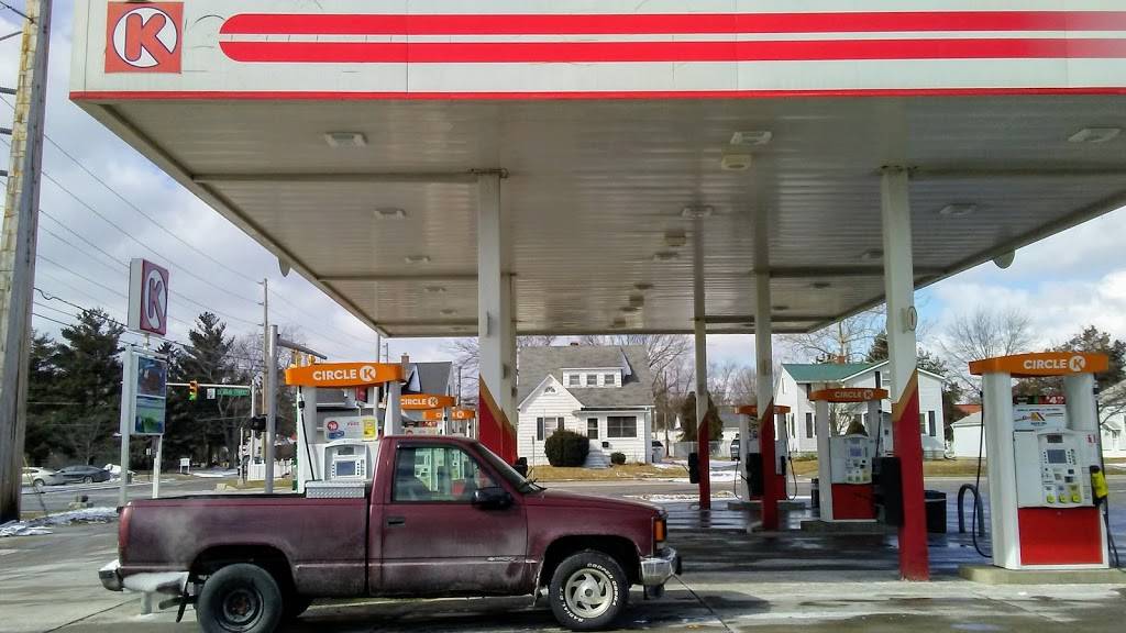 Circle K | cafe | 923 S Main St, Bryan, OH 43506, USA | 4196337163 OR +1 419-633-7163