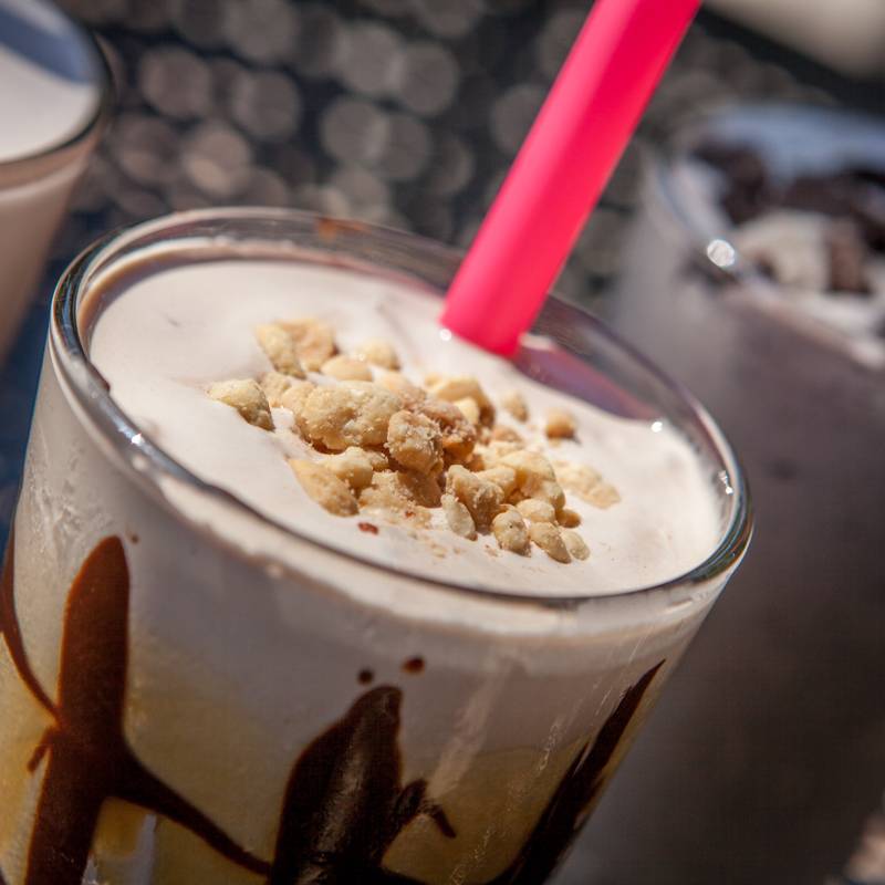 Bad Daddys Burger Bar | restaurant | 4928 Thompson Pkwy, Johnstown, CO 80534, USA | 9706674978 OR +1 970-667-4978