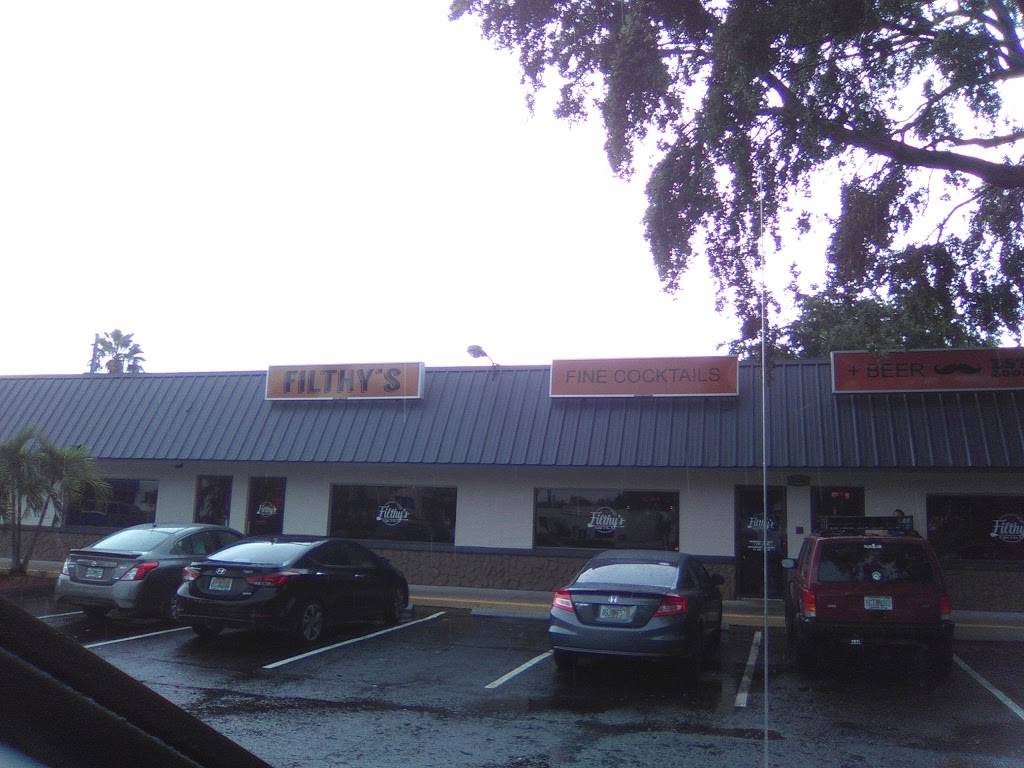 Filthys Fine Cocktails & Beer | restaurant | 1238 16th St, Vero Beach, FL 32960, USA | 7727949512 OR +1 772-794-9512