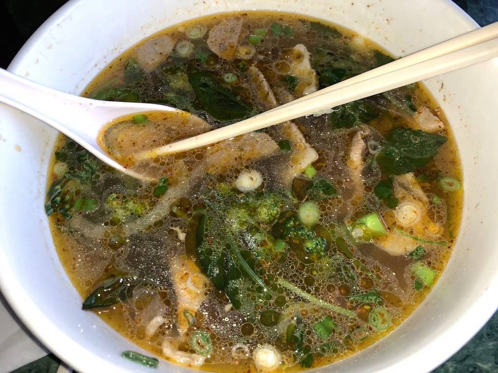 Thanh Thanh 2 | restaurant | 782 Forest Ave, Portland, ME 04103, USA | 2078281114 OR +1 207-828-1114