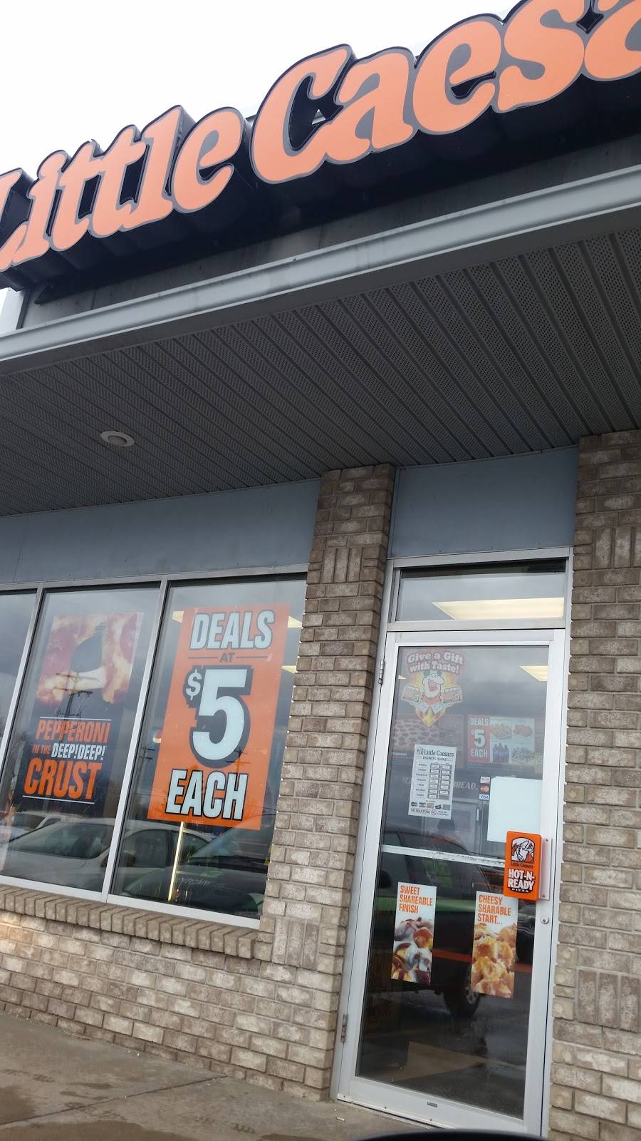 Little Caesars Pizza | meal takeaway | 7153 W 48th St, Fremont, MI 49412, USA | 2319241200 OR +1 231-924-1200