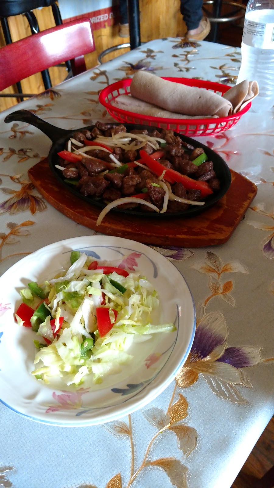 Shalom | Ethiopian Coffee House | cafe | 1701 E 10th St, Sioux Falls, SD 57103, USA | 6053392919 OR +1 605-339-2919