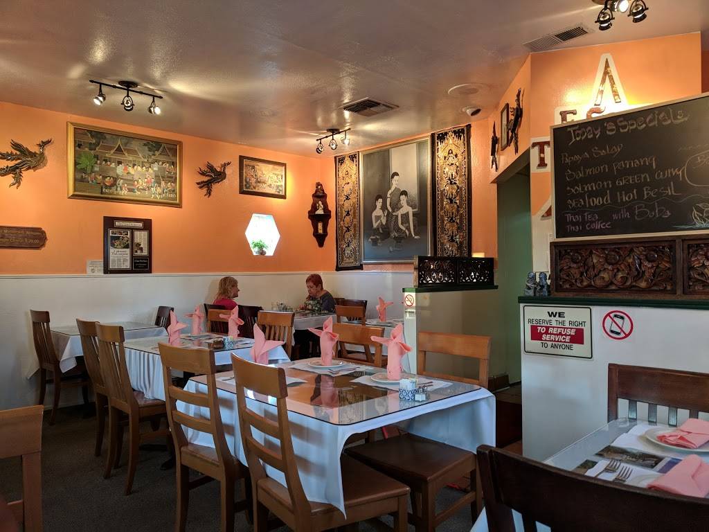 E-Saan Thai House | restaurant | 18629 CA-12, Sonoma, CA 95476, USA | 7079399077 OR +1 707-939-9077