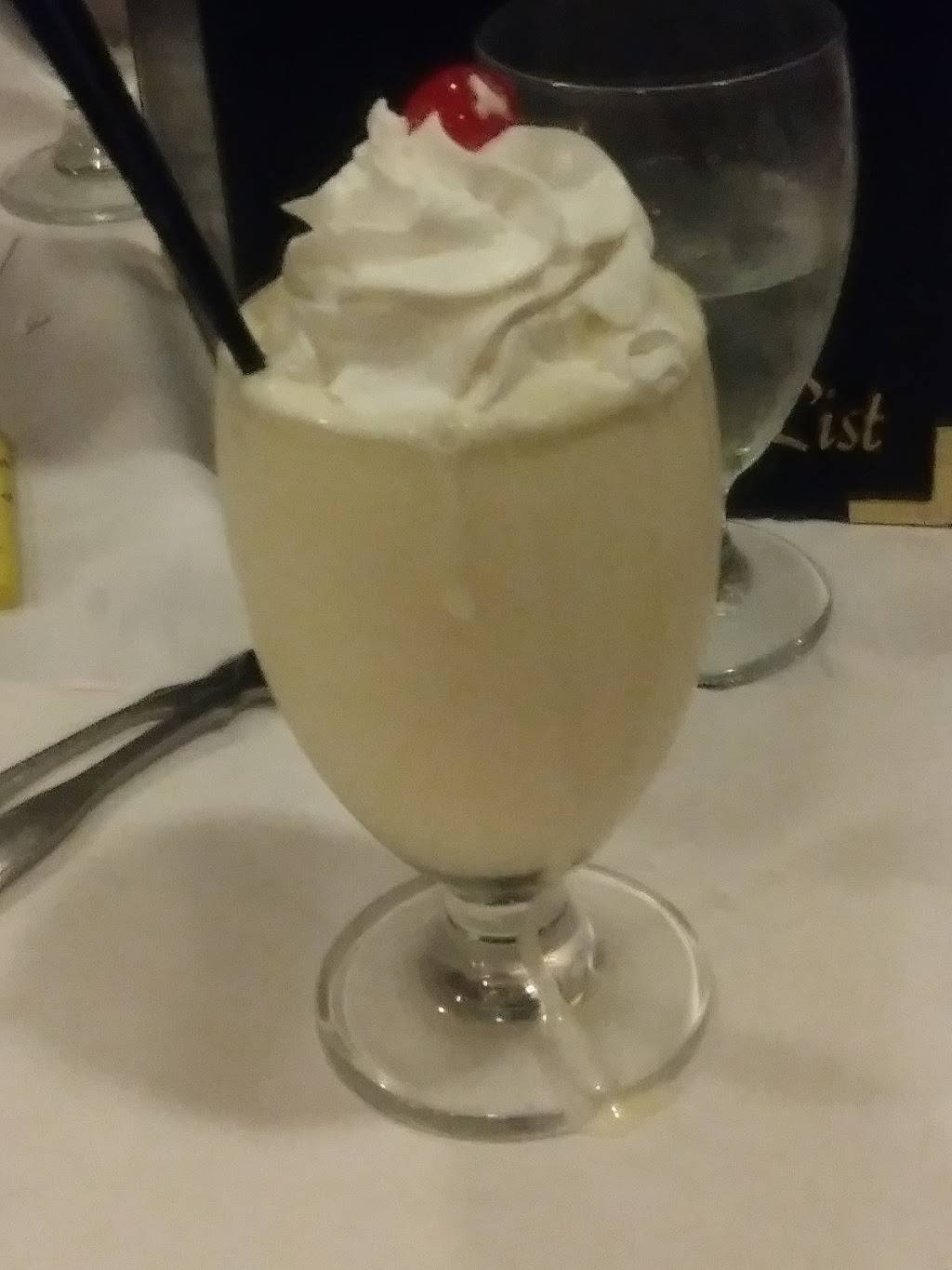 Farnesis Restaurant & Cocktail | restaurant | 2085 W Kennedy St, Madera, CA 93637, USA | 5596739164 OR +1 559-673-9164