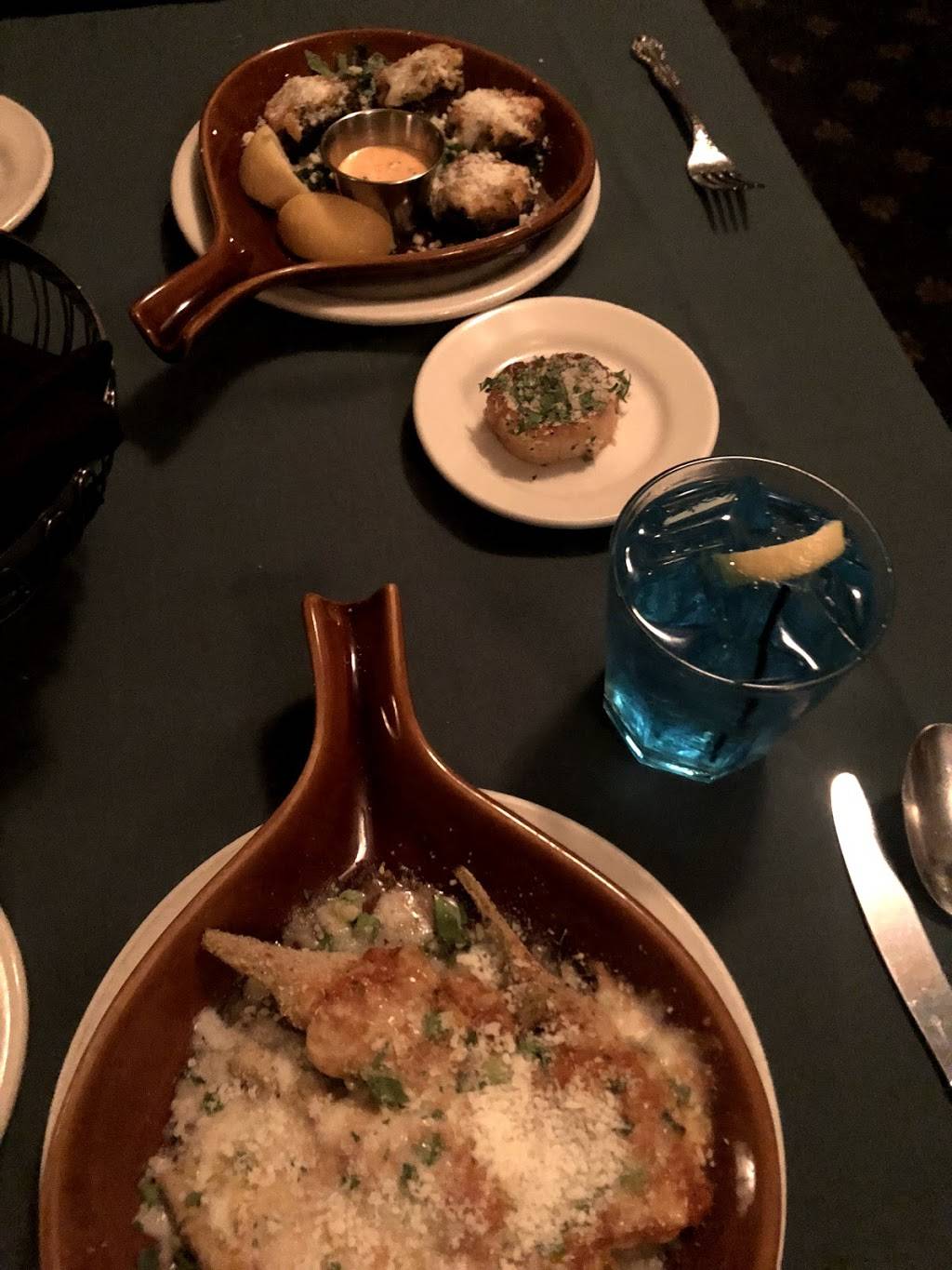 Castellis | restaurant | 73098 CA-111, Palm Desert, CA 92260, USA | 7607733365 OR +1 760-773-3365