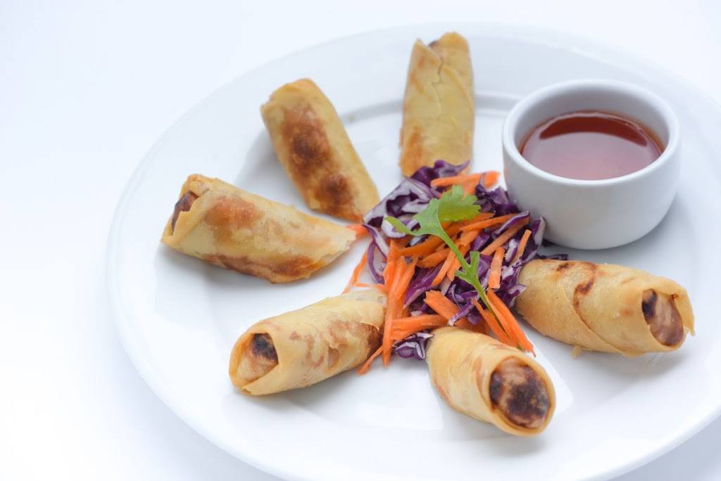 Lams Thai and Chinese Restaurant | restaurant | 11640 Victory Blvd, North Hollywood, CA 91606, USA | 8189388763 OR +1 818-938-8763