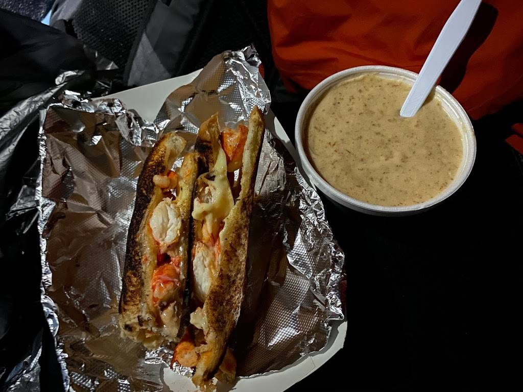 New england lobster & chowder | restaurant | 17200 Termini-San Luis Pass Rd, Galveston, TX 77554, USA | 8329497208 OR +1 832-949-7208