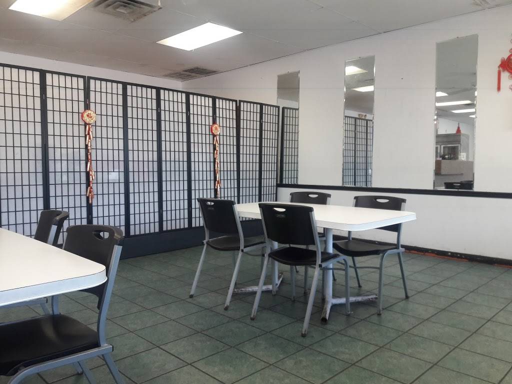 Freddies Cafe | restaurant | 569 Berkley Rd, Auburndale, FL 33823, USA | 8639678940 OR +1 863-967-8940