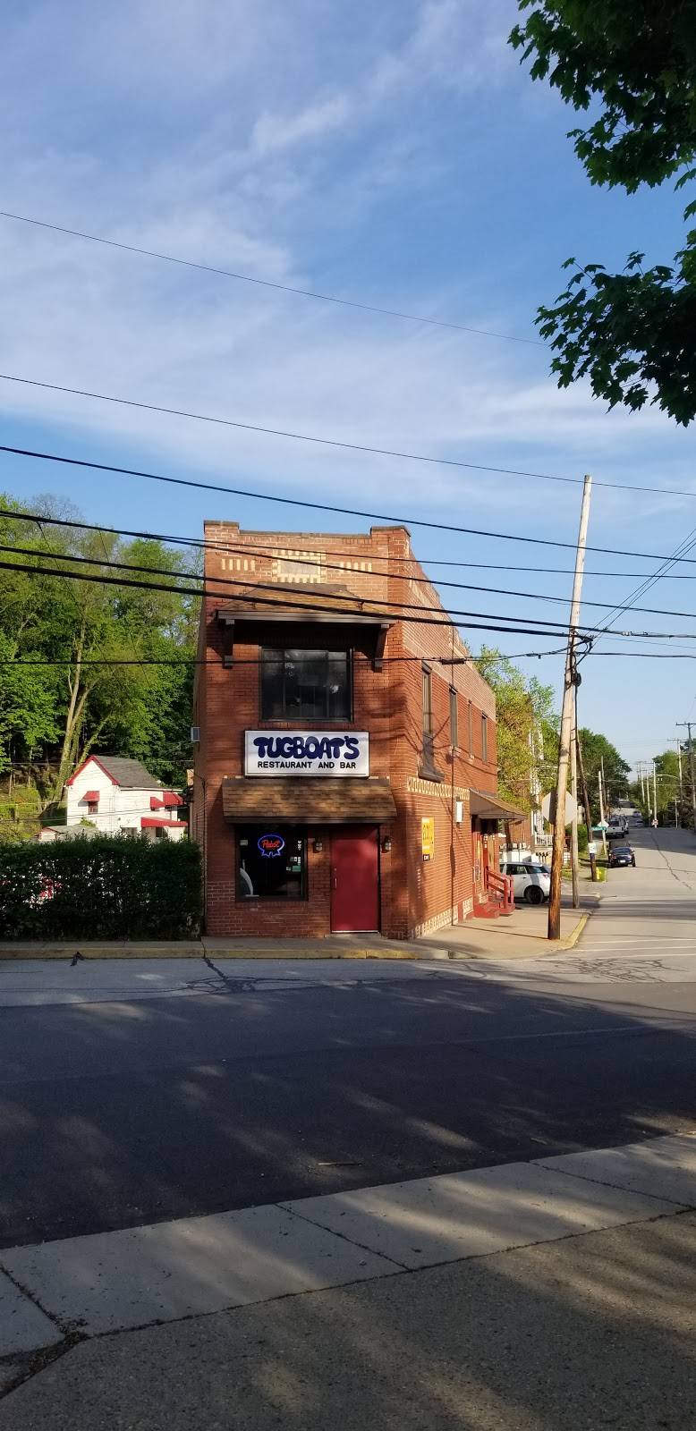 Tug Boats | restaurant | 105 West St, East Pittsburgh, PA 15112, USA | 4128291992 OR +1 412-829-1992