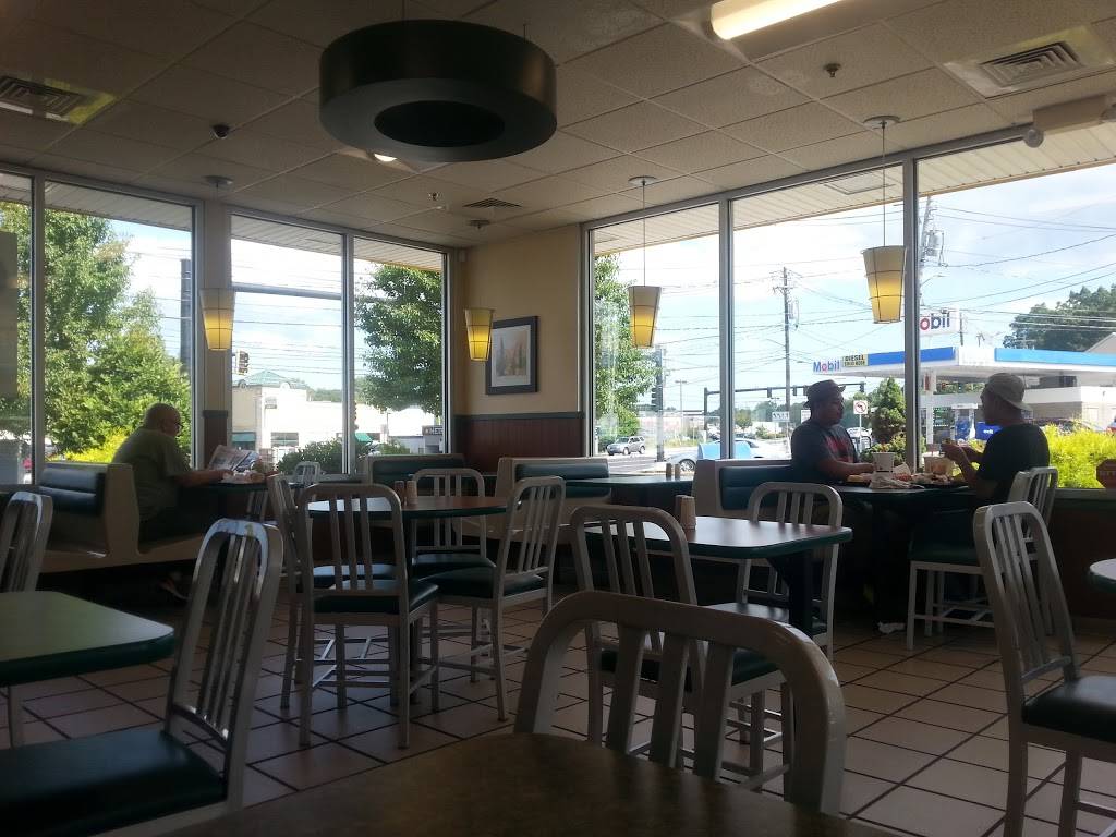 Burger King | restaurant | 52 Middlesex Turnpike, Burlington, MA 01803, USA | 7812729611 OR +1 781-272-9611