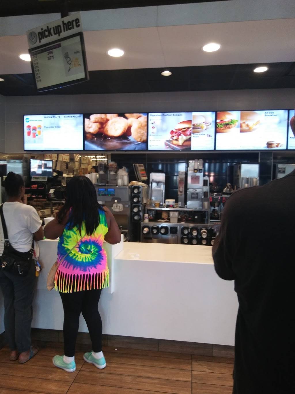 McDonalds | cafe | 1683 E Shelby Dr, Memphis, TN 38116, USA | 9013460874 OR +1 901-346-0874