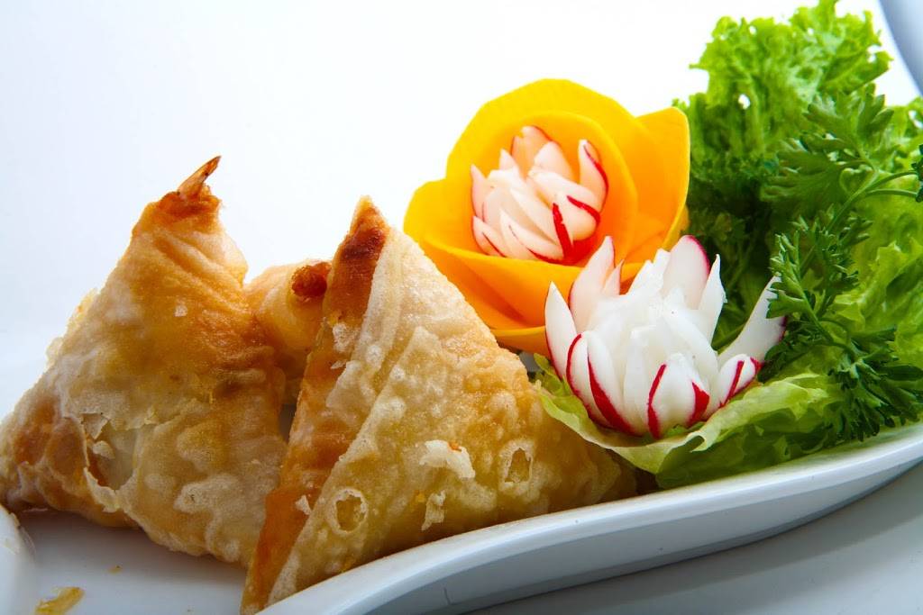 Pho Deluxe Arlington | restaurant | 2300 Clarendon Blvd, Arlington, VA 22201, USA | 5715512087 OR +1 571-551-2087