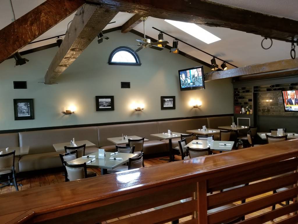 Yarde Tavern South Hadley | restaurant | 3 Hadley St, South Hadley, MA 01075, USA | 4133154339 OR +1 413-315-4339