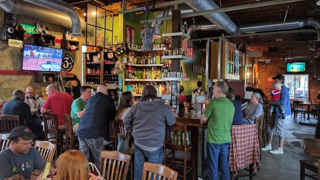 Universal Joint | restaurant | 906 Oakview Rd, Decatur, GA 30030, USA | 4043736260 OR +1 404-373-6260