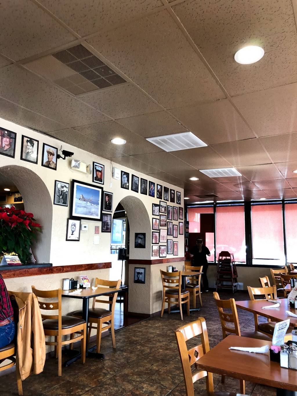 Stripes Biscuit Co. | restaurant | 5701 Gibson Blvd SE, Albuquerque, NM 87108, USA | 5058594298 OR +1 505-859-4298