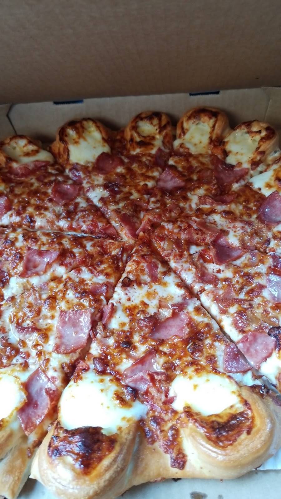 Pizza Hut | meal takeaway | 5701 Western Ave, Knoxville, TN 37921, USA | 8655586200 OR +1 865-558-6200