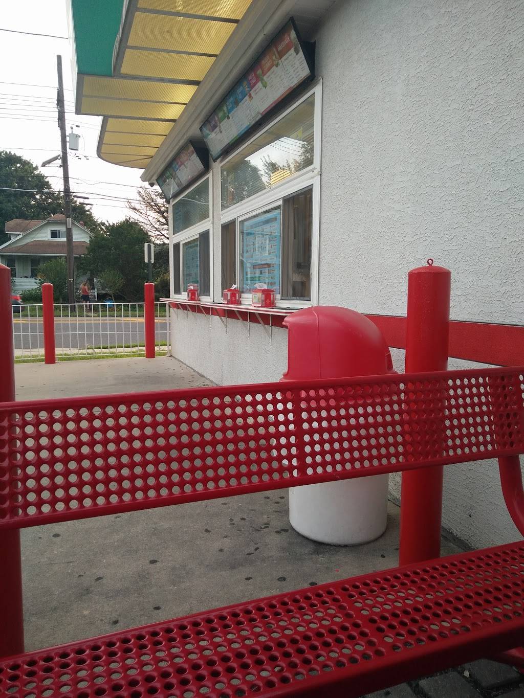 Ritas Italian Ice & Frozen Custard | restaurant | 1205 T High St, Burlington, NJ 08016, USA | 6093875535 OR +1 609-387-5535